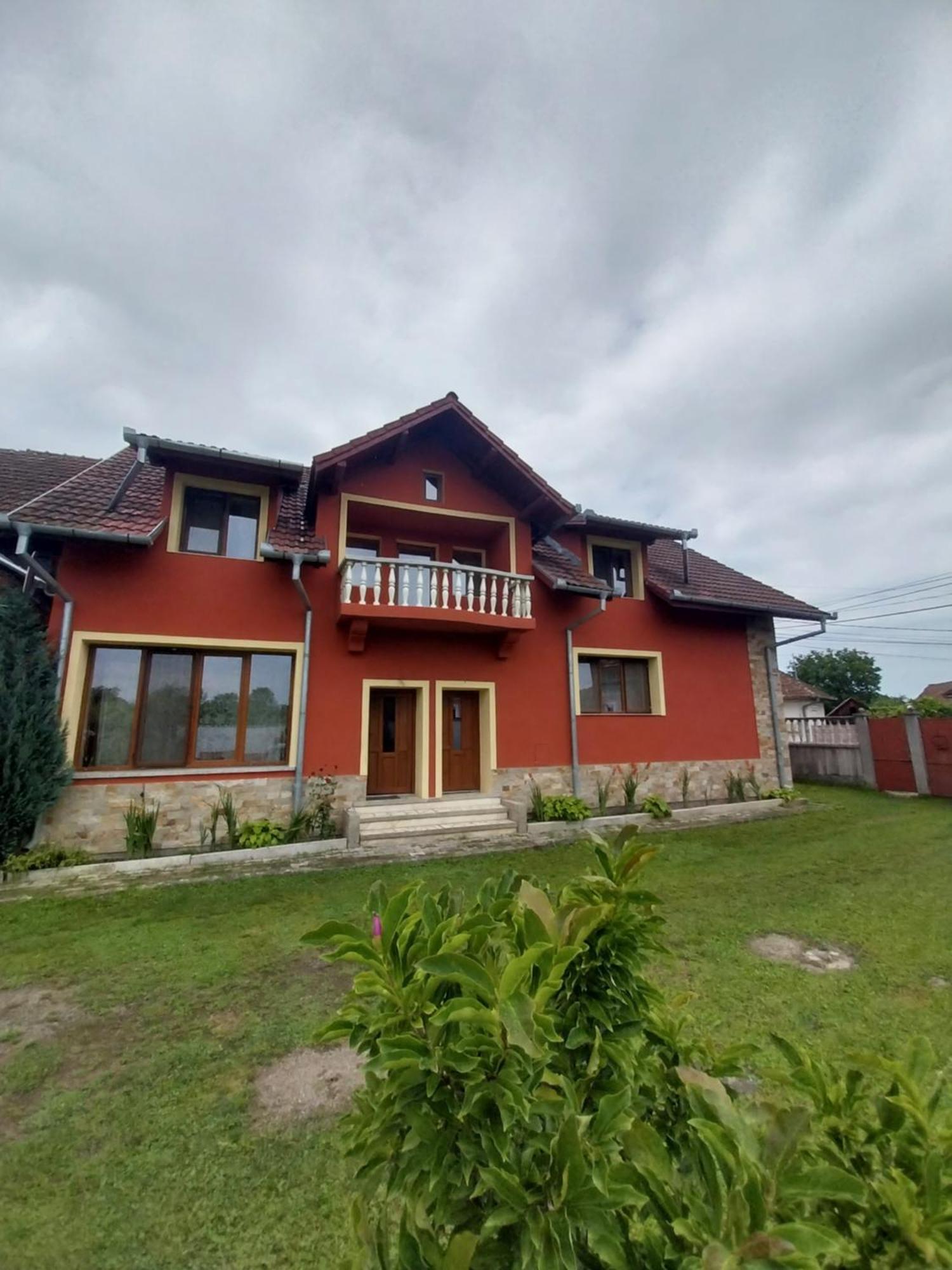 Serena House Cîrţişoara Buitenkant foto